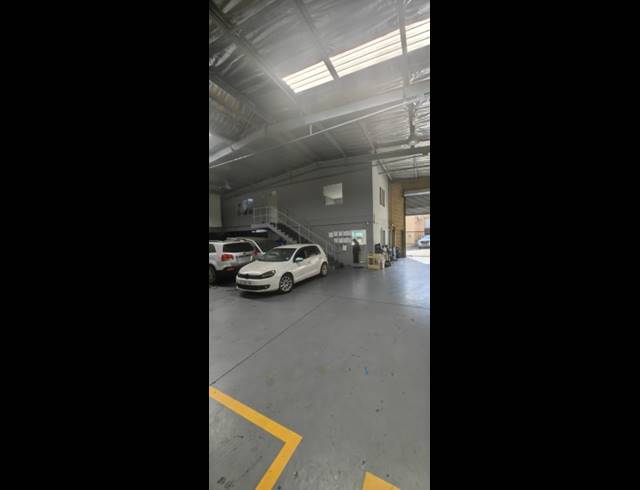 478M² WAREHOUSE TO LET IN SUNNYROCK